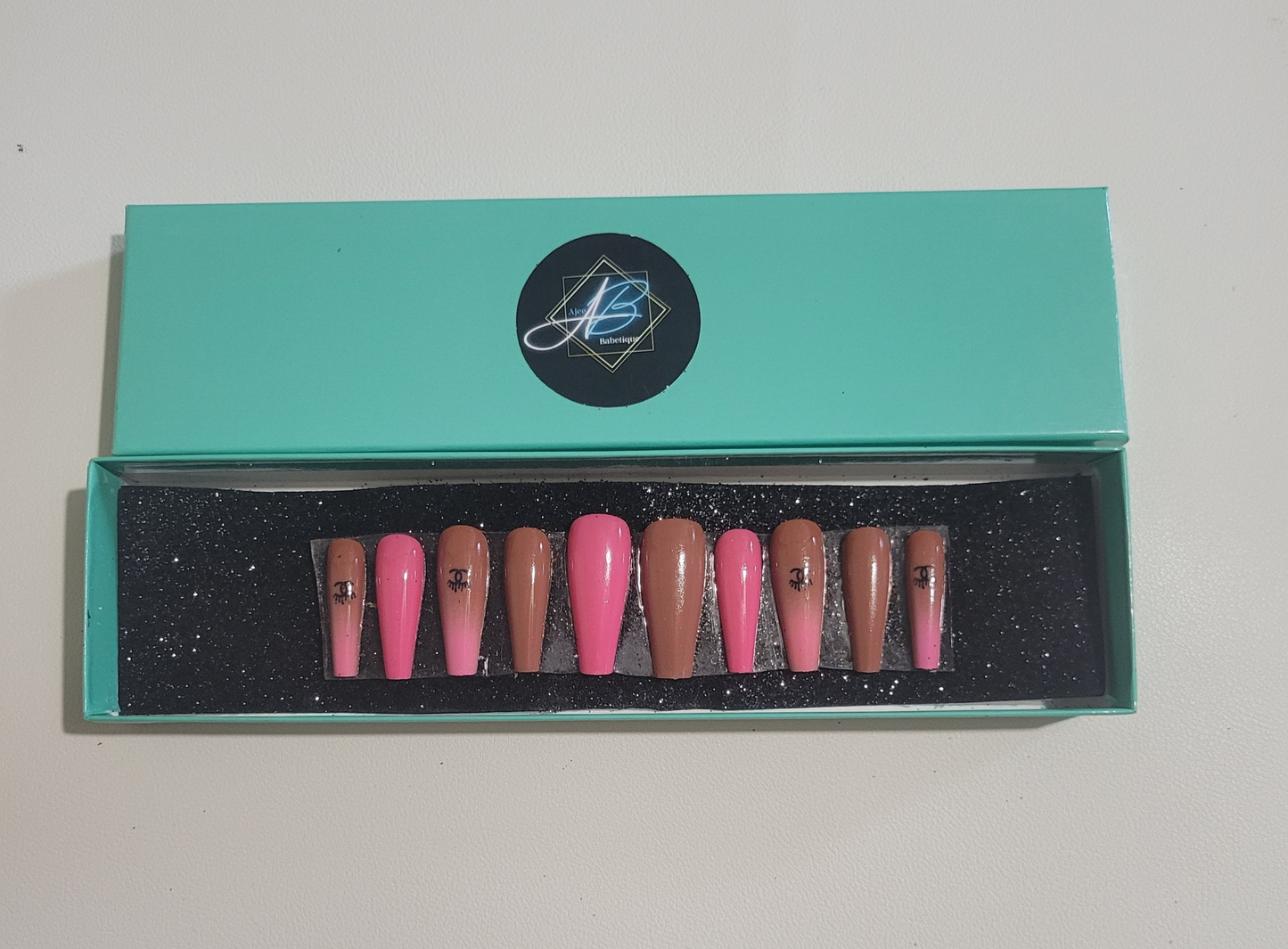 Hollywood Glam Ombre Press ons Set