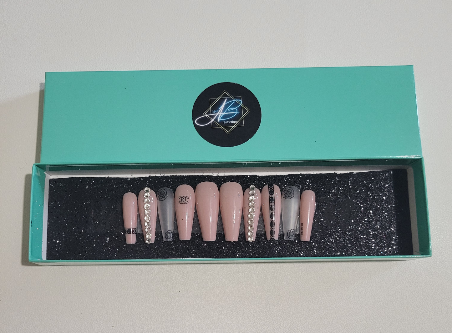 Diamond Up Press ons Set