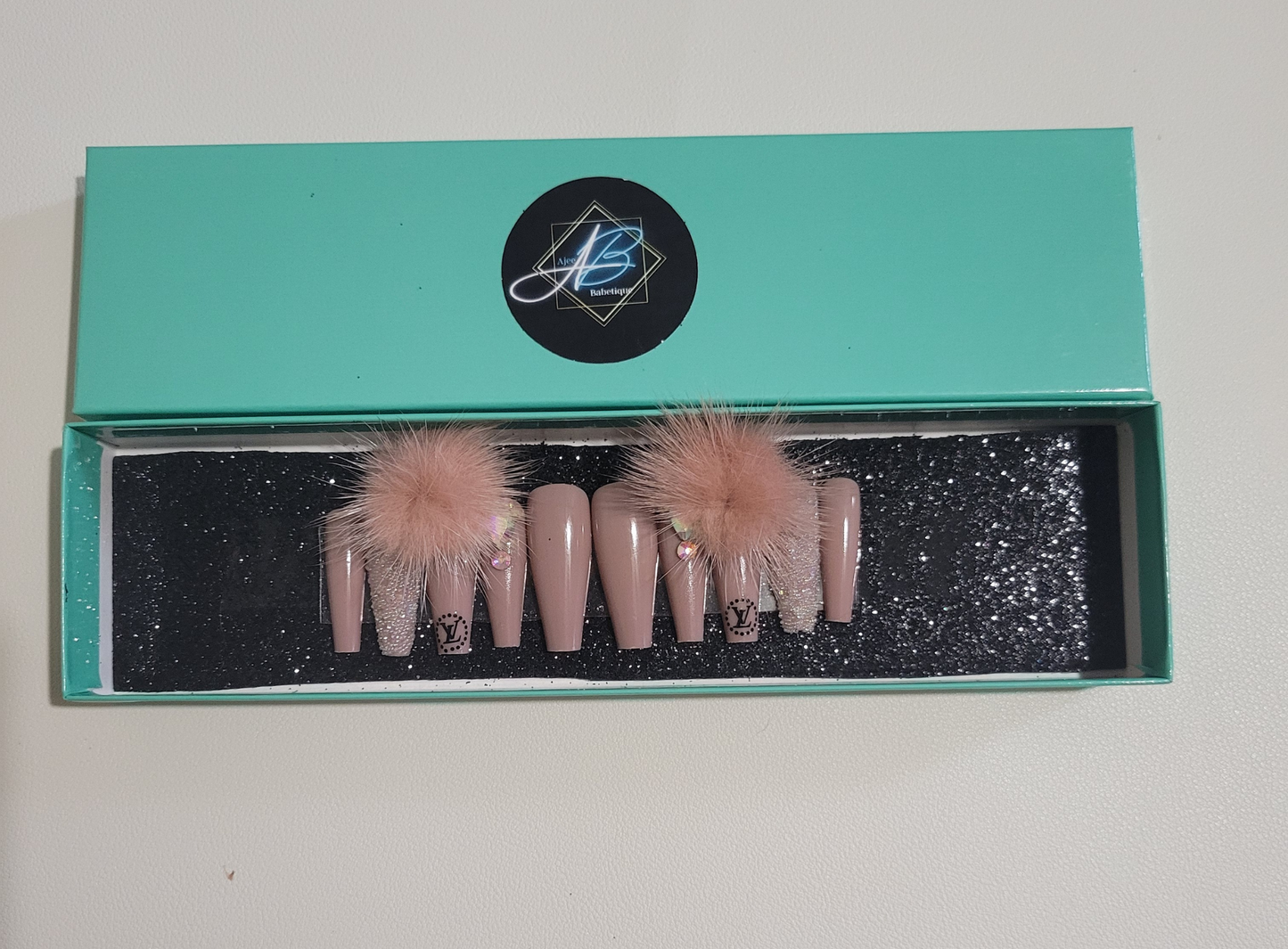 Glitz And Glamour Press on Nails