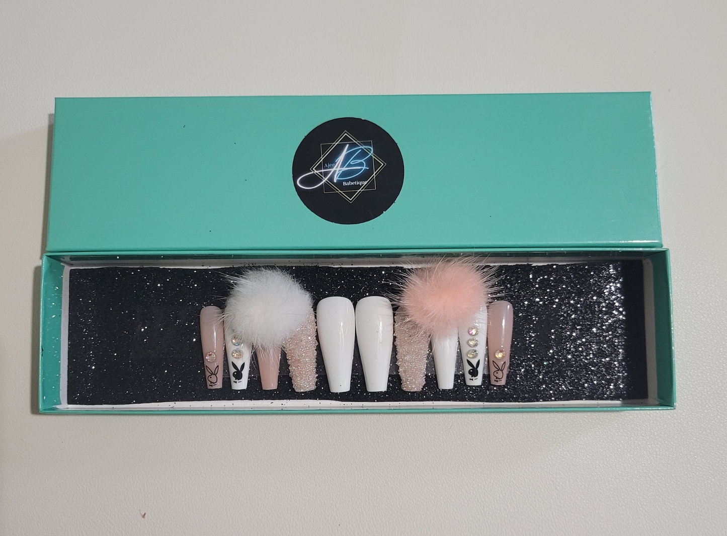 Glam Babe Press on Nails