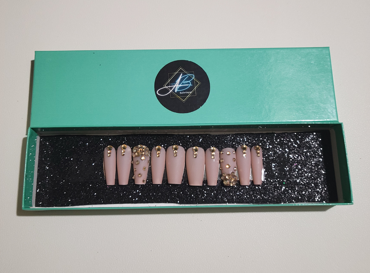 Made to Shine Press ons Set