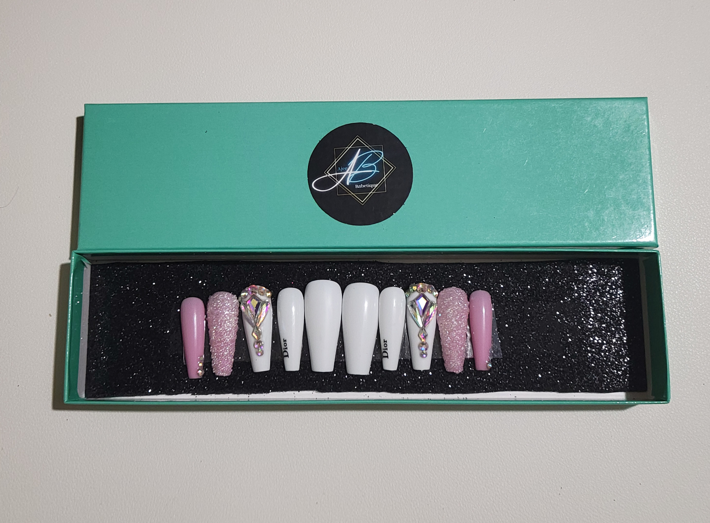 Can't Hide the Shine Press ons Set