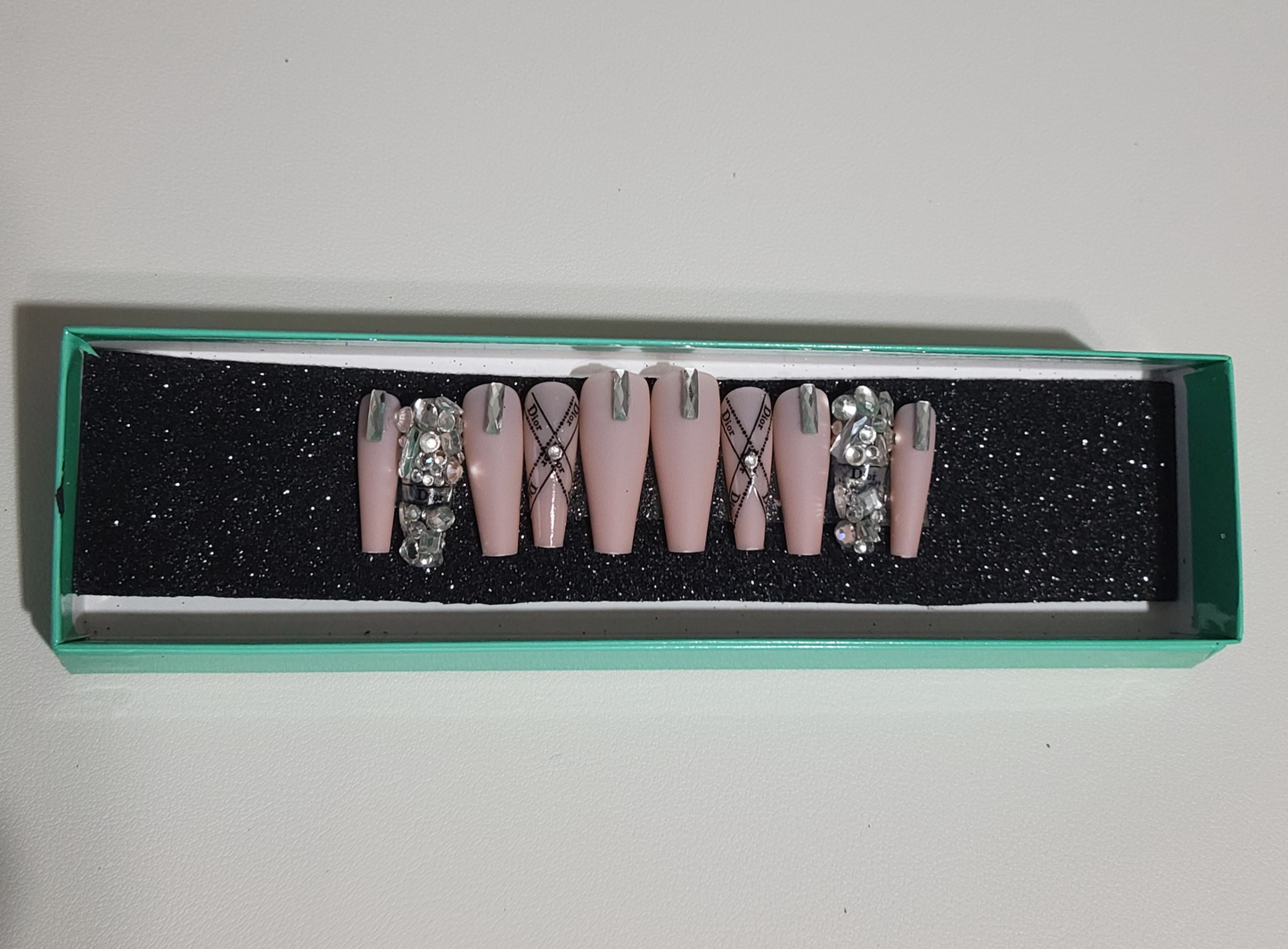 Fallen Diamond Press on Nails