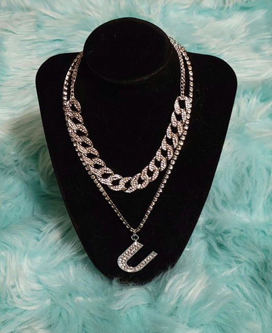 "U" Initial Necklace Set
