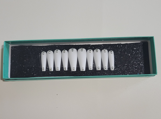 Standing On Diamonds Press on Nails